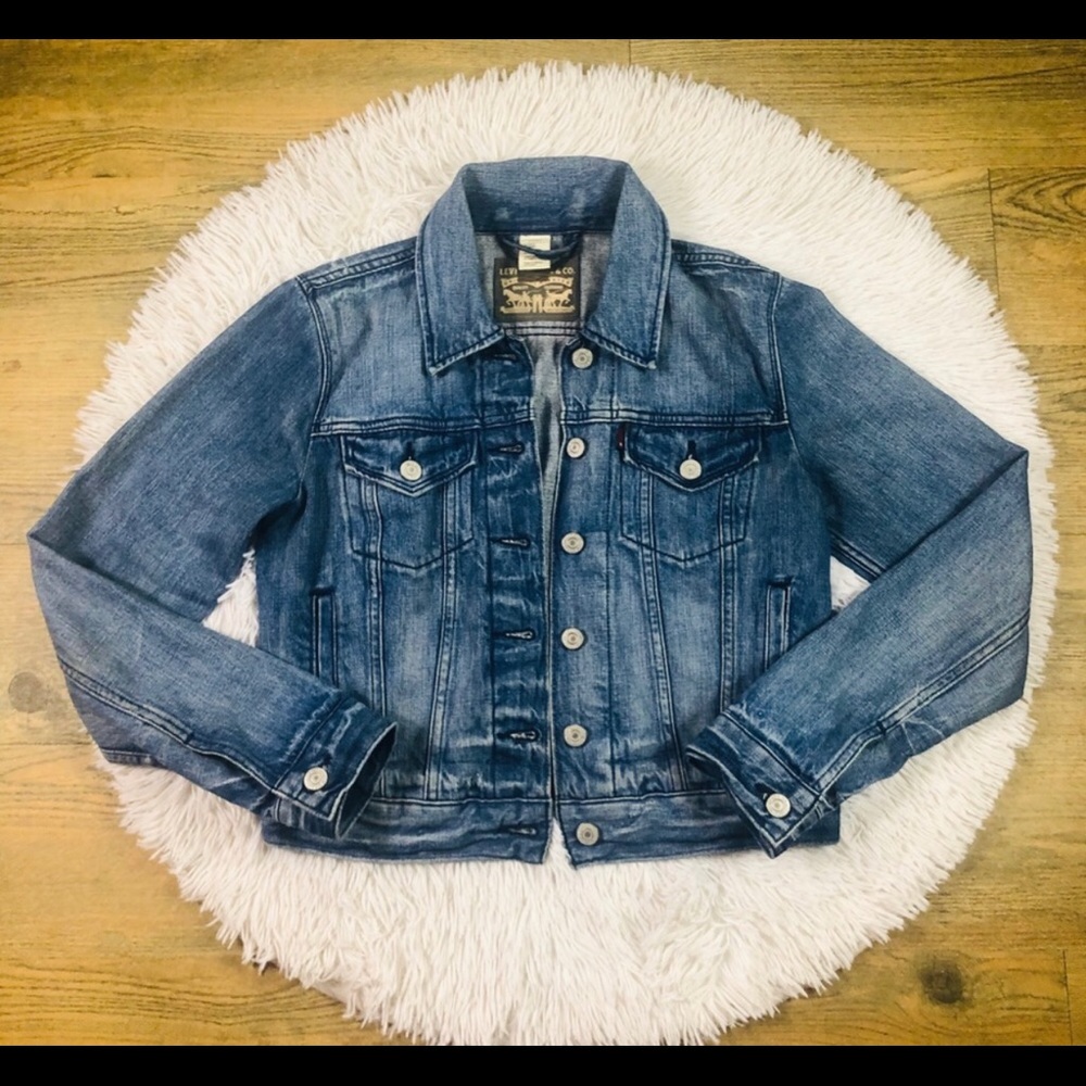 Levi’s denim jacket